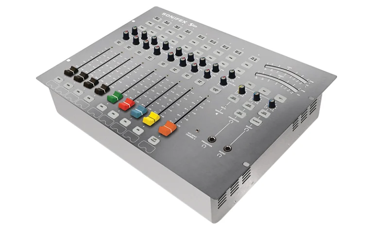 The Sonifex S0v2 is a high quality yet simple to operate radio broadcast mixer ideally suited to community radio stations, for educational purposes and for internet radio.