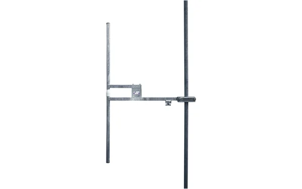 The Label Italy AKG/1 is a premium broadband FM dipole antenna, meticulously engineered for professional broadcasting applications.