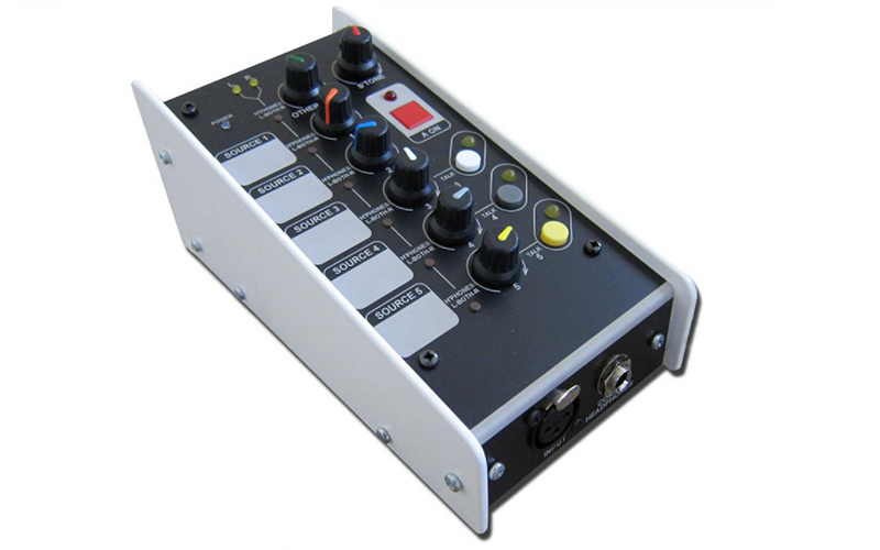 The Glensound Talent Remote is an advanced remote control unit designed to integrate seamlessly with the Glensound Talent Box.